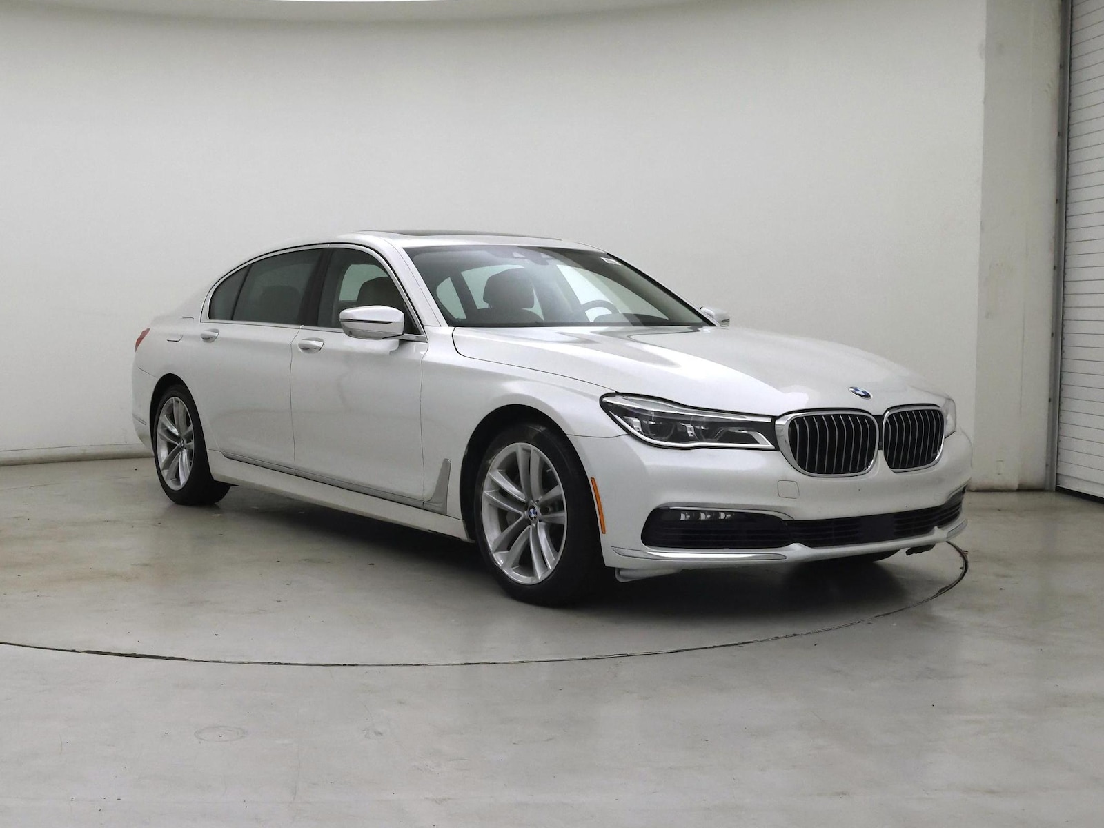 bmw 7 series 2017 WBA7F2C52HG422111 image bmw 7 series 2017 WBA7F2C52HG422111 image